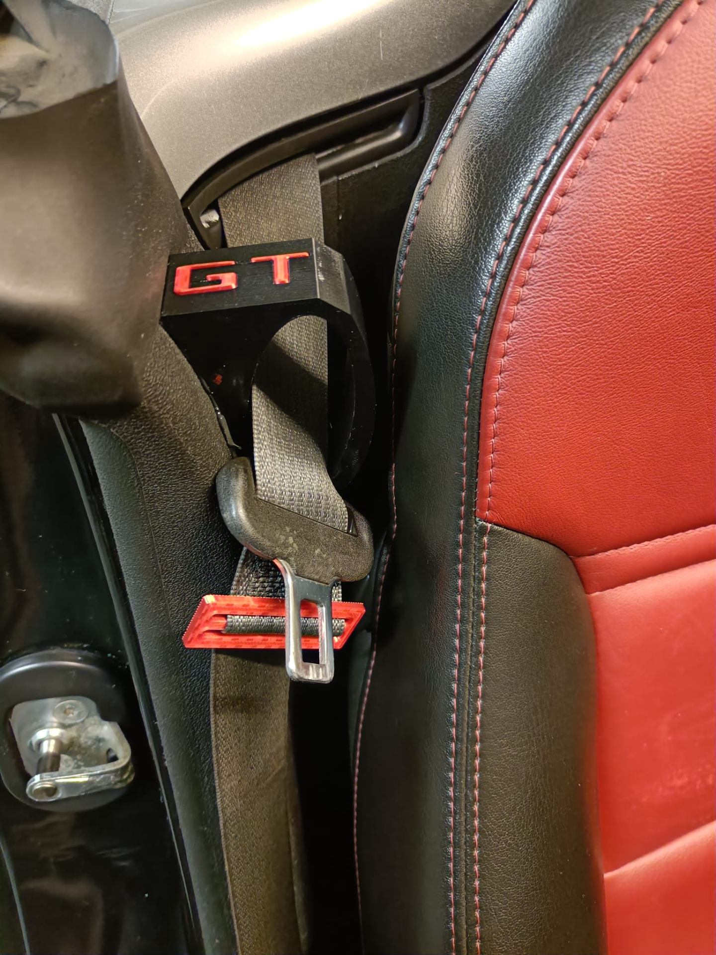GT seatbelt holder installed in a Kappa interior