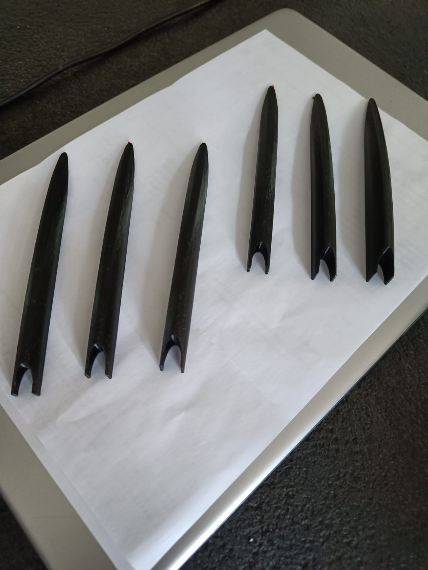 Set of shark fin inserts before installation